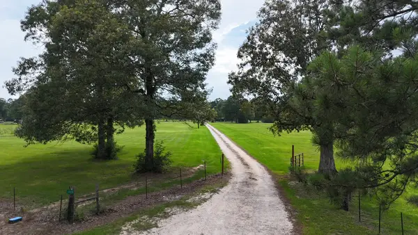 1028 County Road 721, Buna, TX 77612