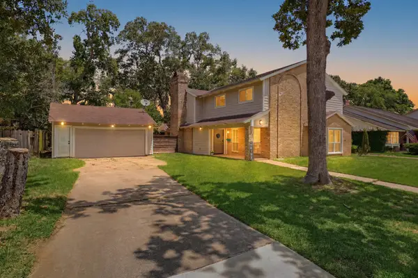 311 Shadow Creek Drive, El Lago, TX 77586