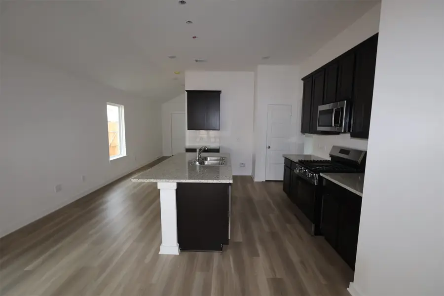 1734 Green Warbler Lane, Crosby, TX 77532 - Image #3