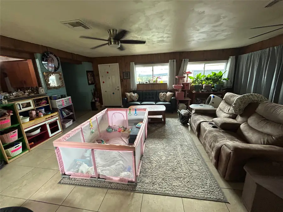 2431 Bayou Dr Drive, League City, TX 77573 - Image #2