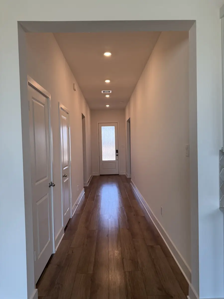 29331 Meadowcreek Hill Drive, Waller, TX 77484 - Image #2