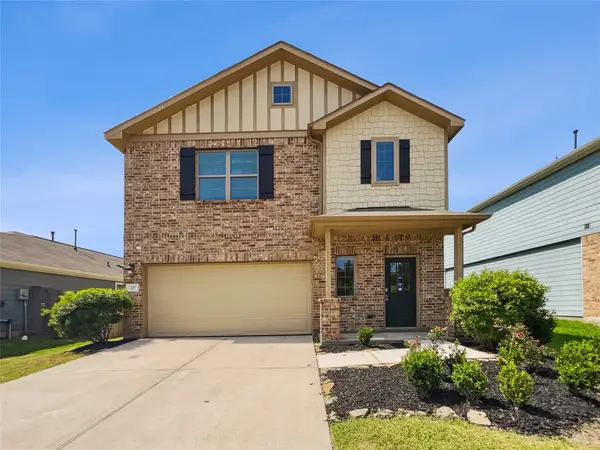 425 Camas Creek Lane, Magnolia, TX 77354