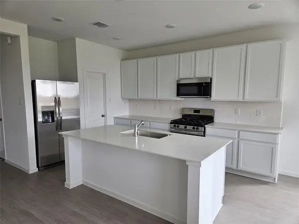 1710 Magnolia Jade Court, Crosby, TX 77532