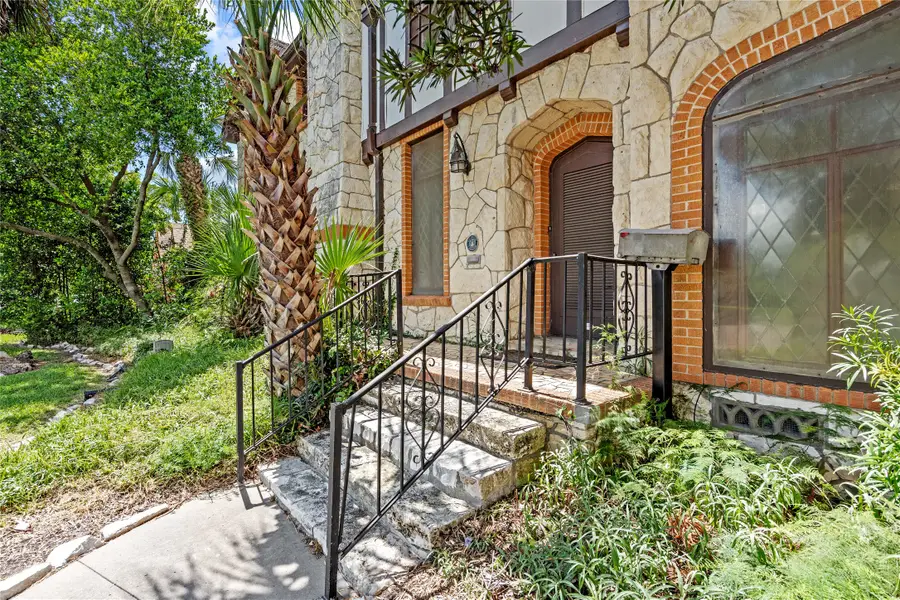 4502 Avenue O, Galveston, TX 77551 - Image #3