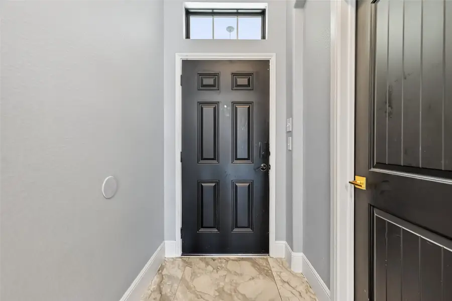 12611 Providence Cove Court, Houston, TX 77086 - Image #3