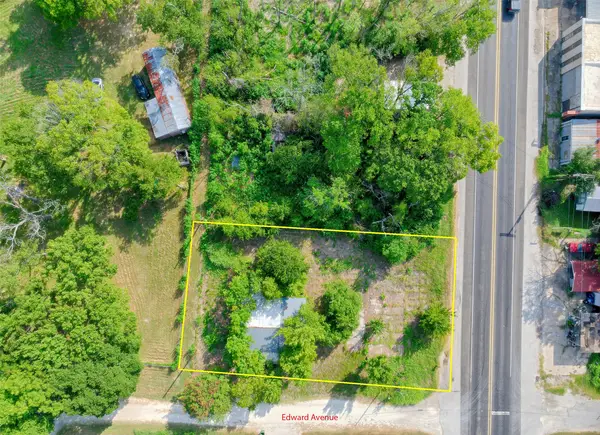 9848 Edward Avenue, Shiro, TX 77876