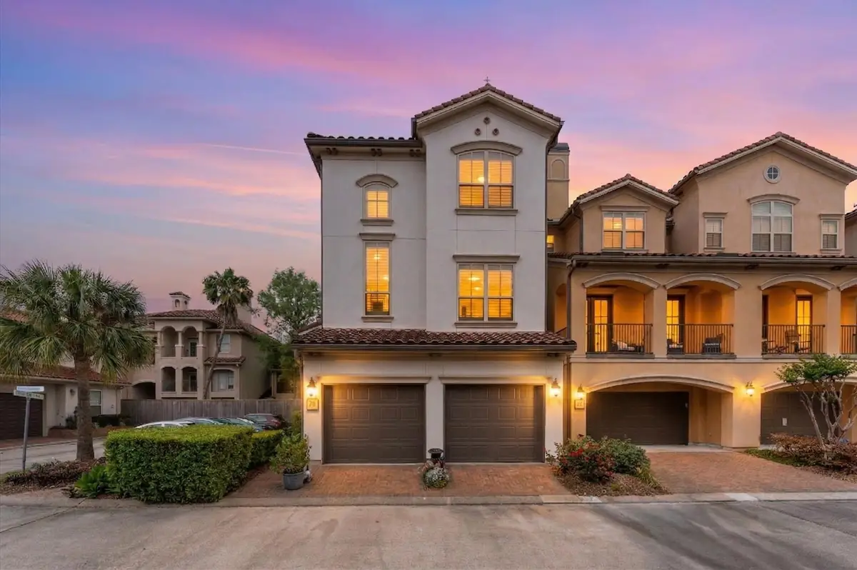 18 Laurelwood Drive, Houston, TX 77058 - #1