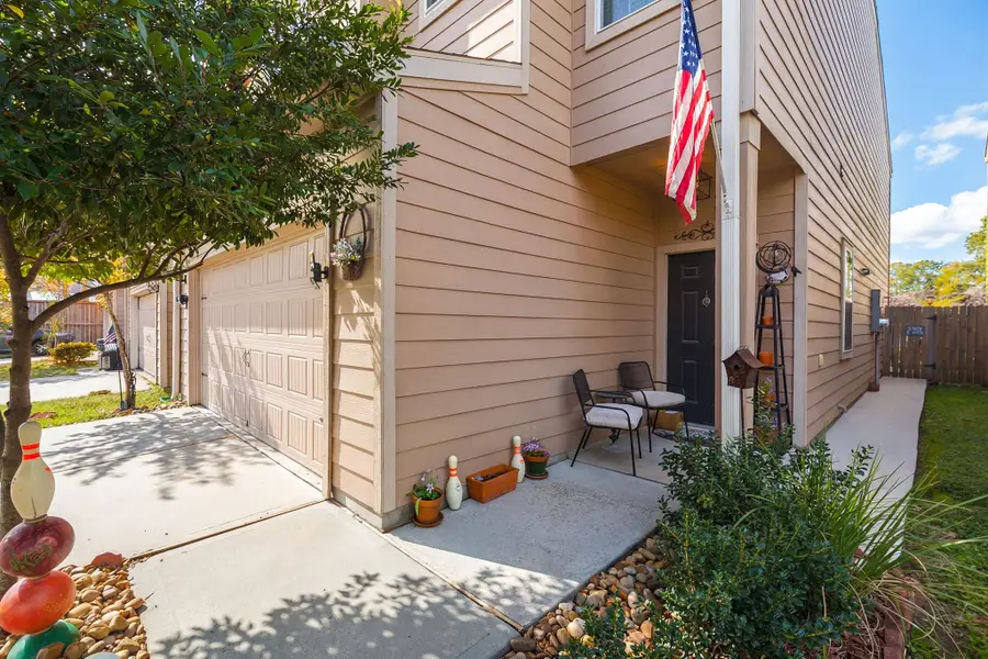 2054 Sweet Lilac Drive, Houston, TX 77090 - Image #3