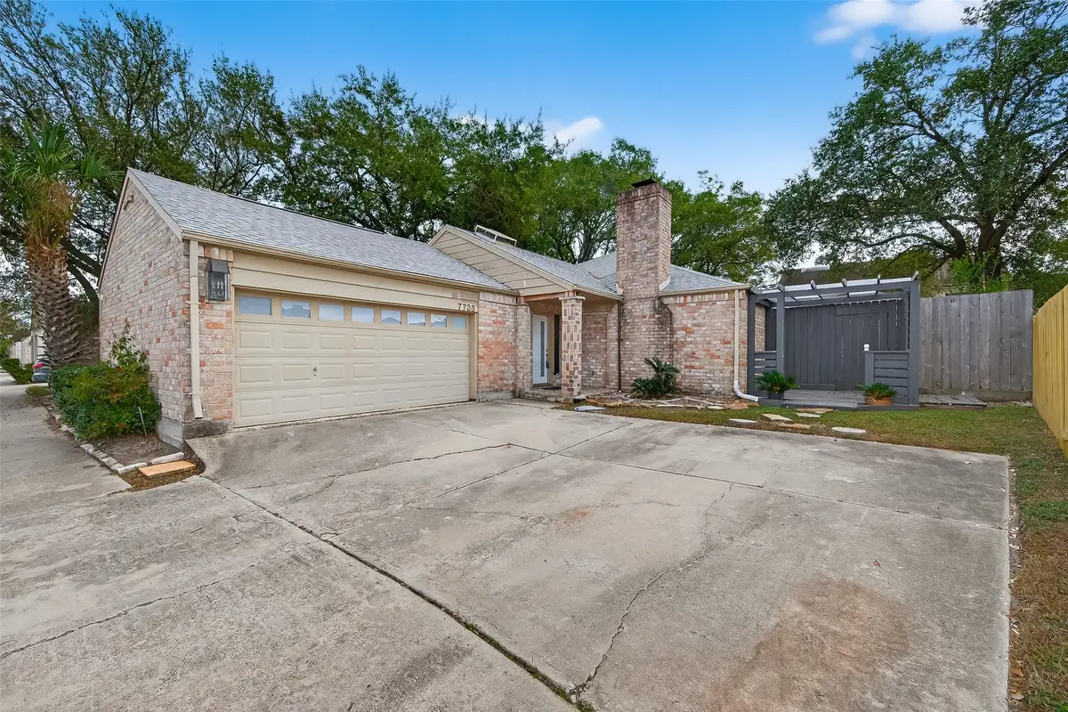7735 Teal Run Drive, Houston, TX 77071 - Image #1