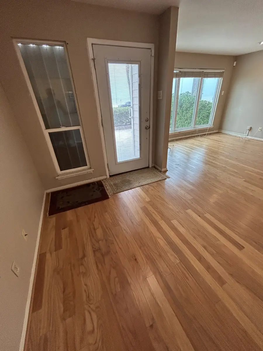 8402 Seawall Boulevard #4, Galveston, TX 77554 - #3