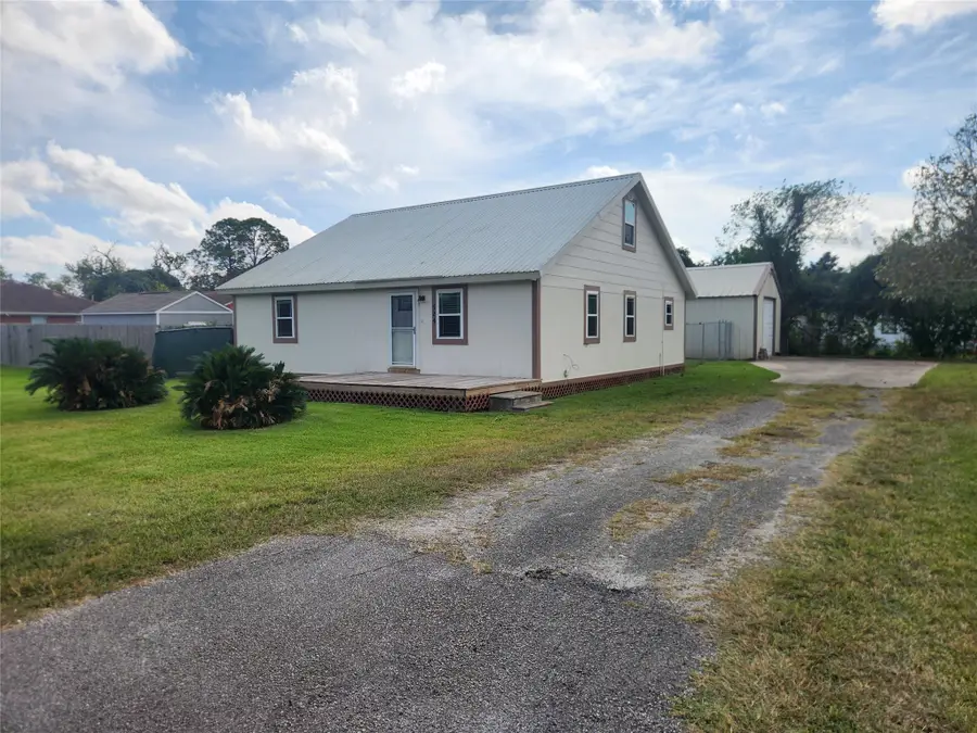 524 Avenue A, La Marque, TX 77568 - Image #2