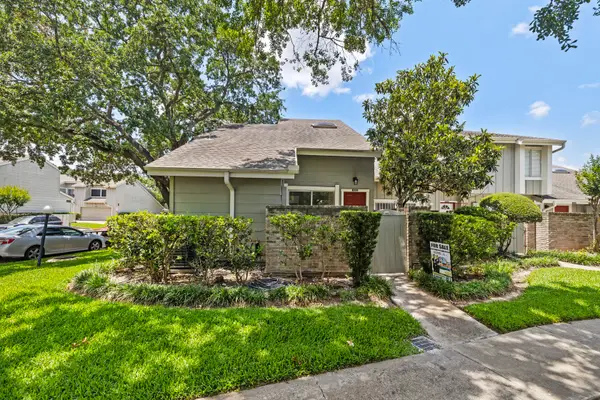 13002 Greenway Chase Court, Houston, TX 77072