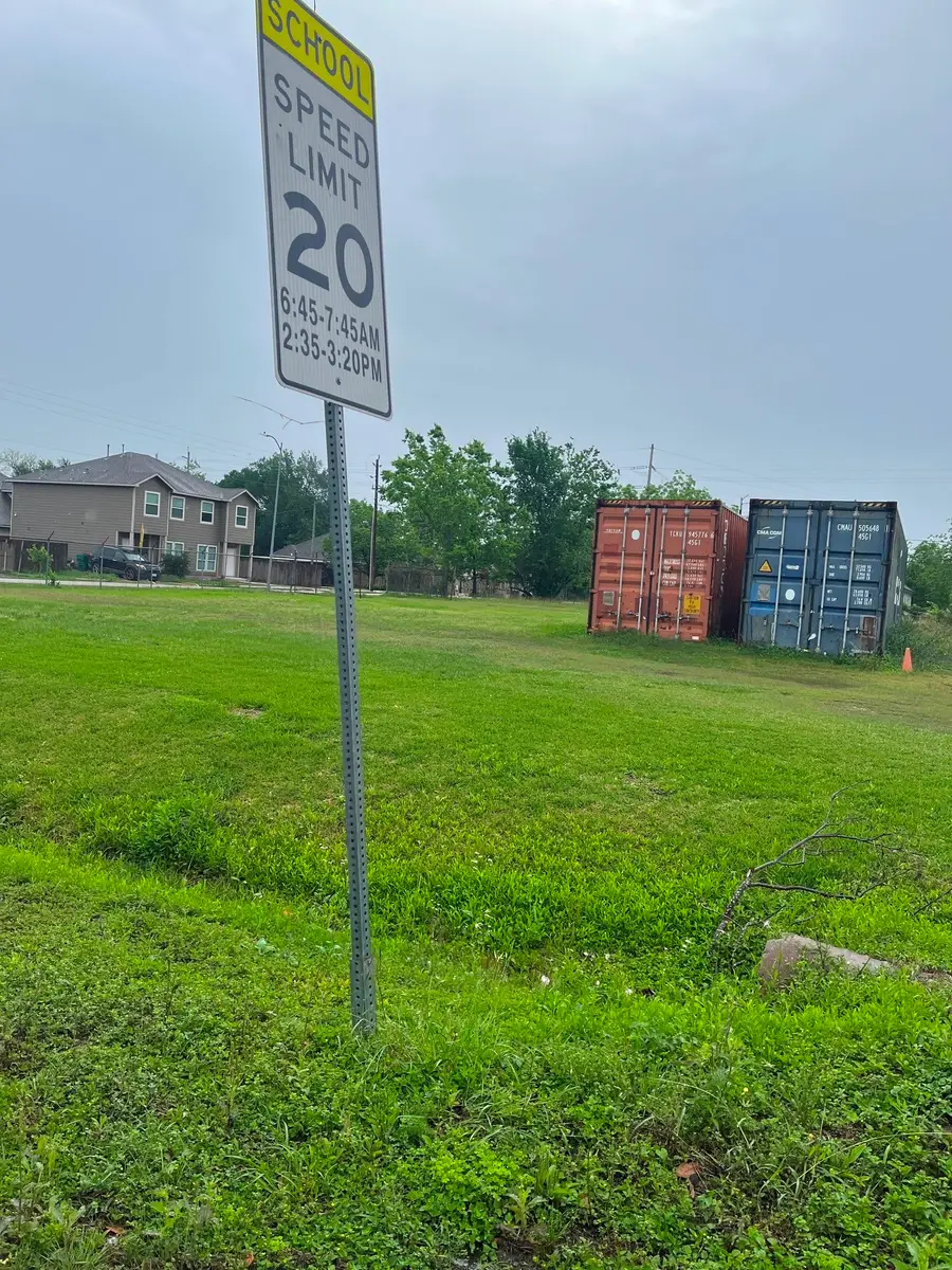 8407 Woodward Street, Houston, TX 77051 - #3