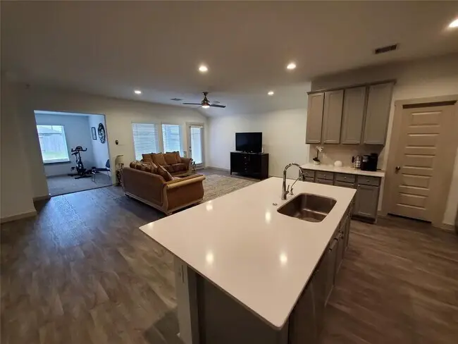 6910 Dell Vista Drive, Richmond, TX 77469 - #3