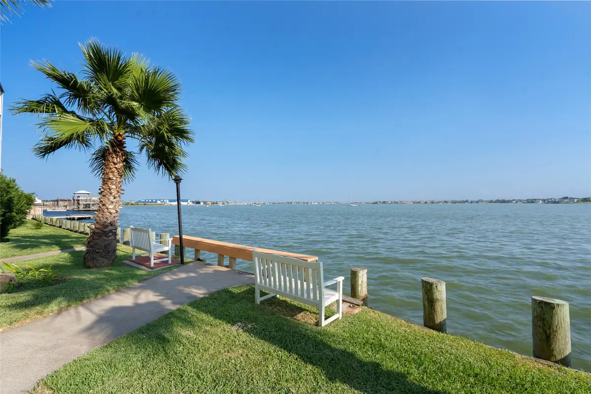 4001 Nasa Parkway #213, Seabrook, TX 77586 - Image #1