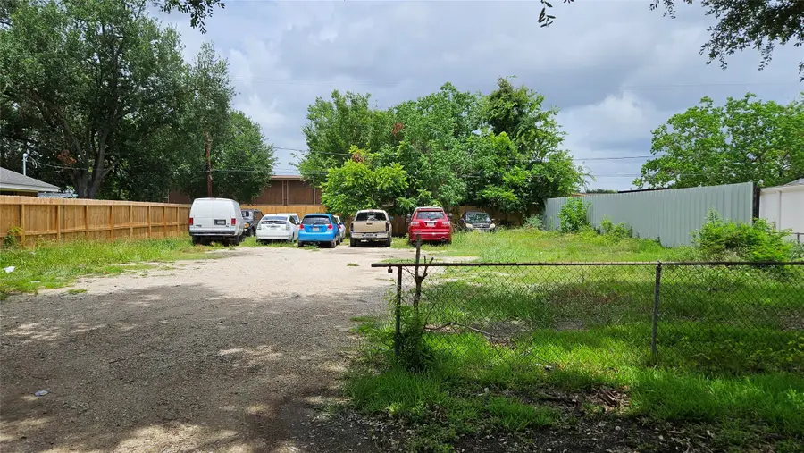 0 Universal Drive, Houston, TX 77072 - #2