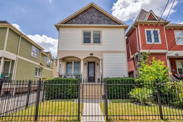 1122 W 18th Street, Houston, TX 77008