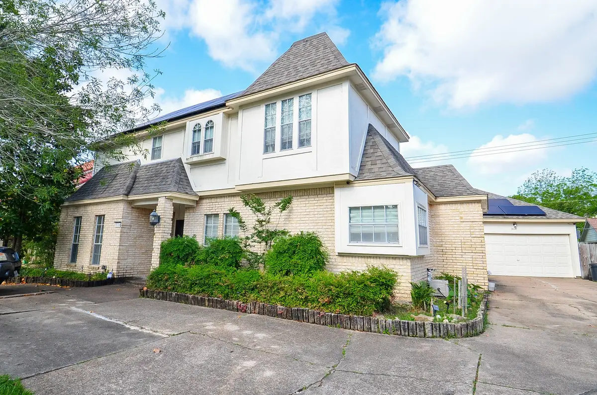 3114 E Ashfield Drive, Houston, TX 77082 - Image #1