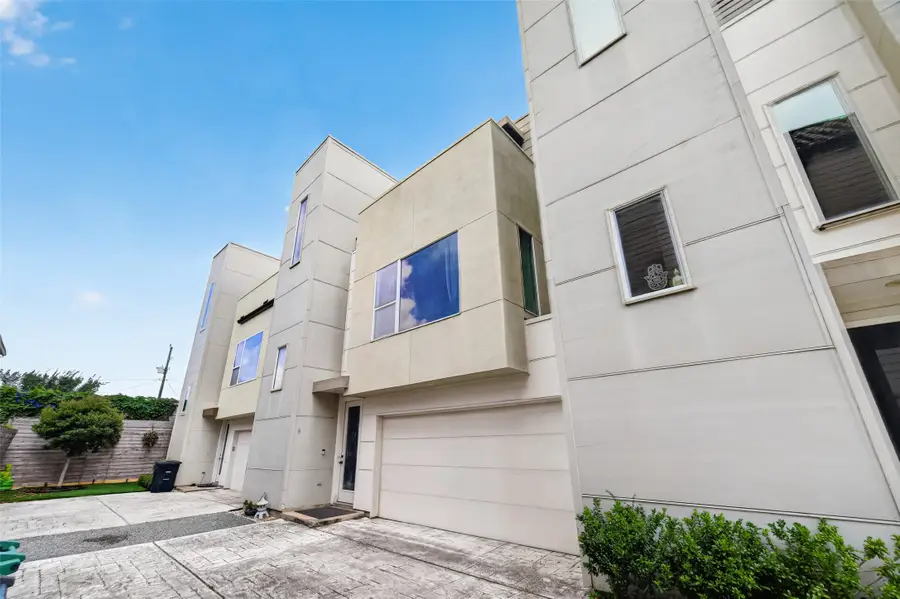 1409 Laird Street #B, Houston, TX 77008 - #2
