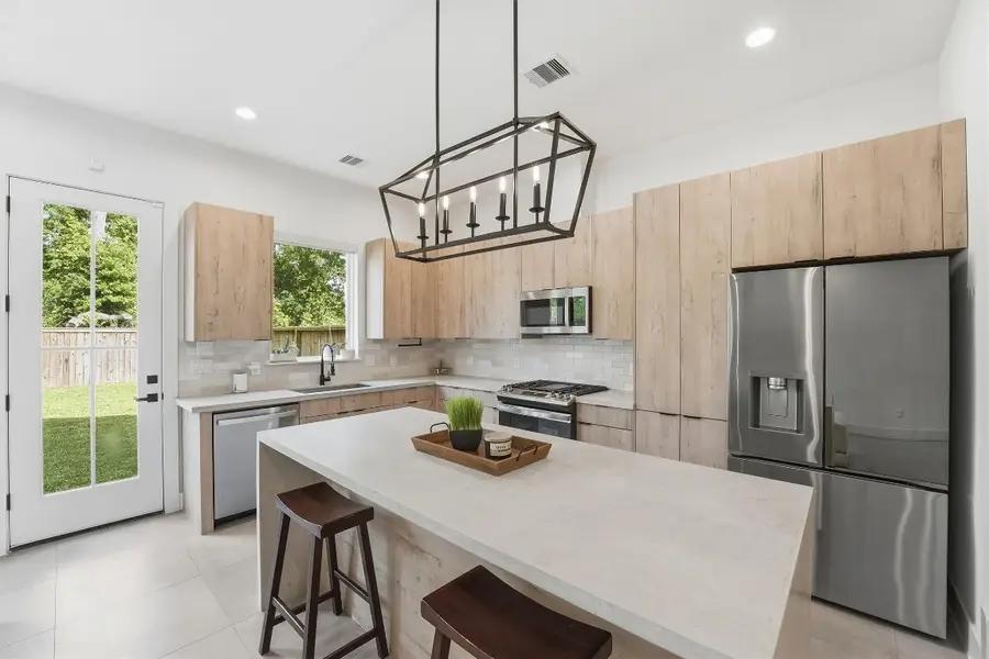 6042 Cebra Street, Houston, TX 77091 - #3