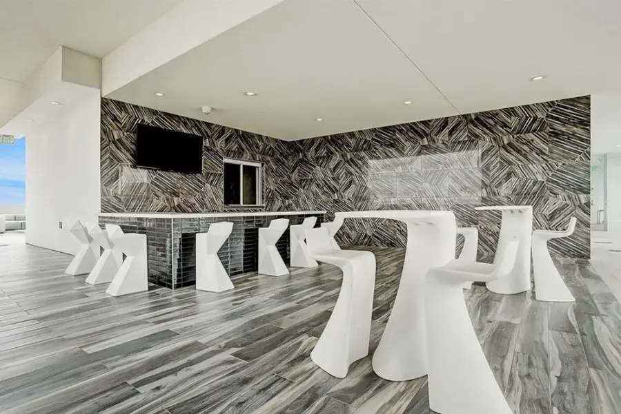 4521 San Felipe Street #2601, Houston, TX 77027 - Image #3