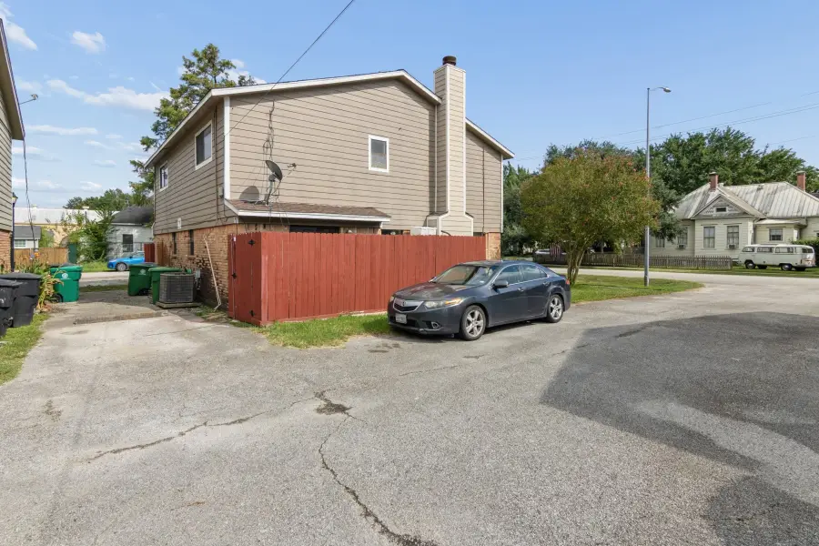 311 E 10th Street, Houston, TX 77008 - #3