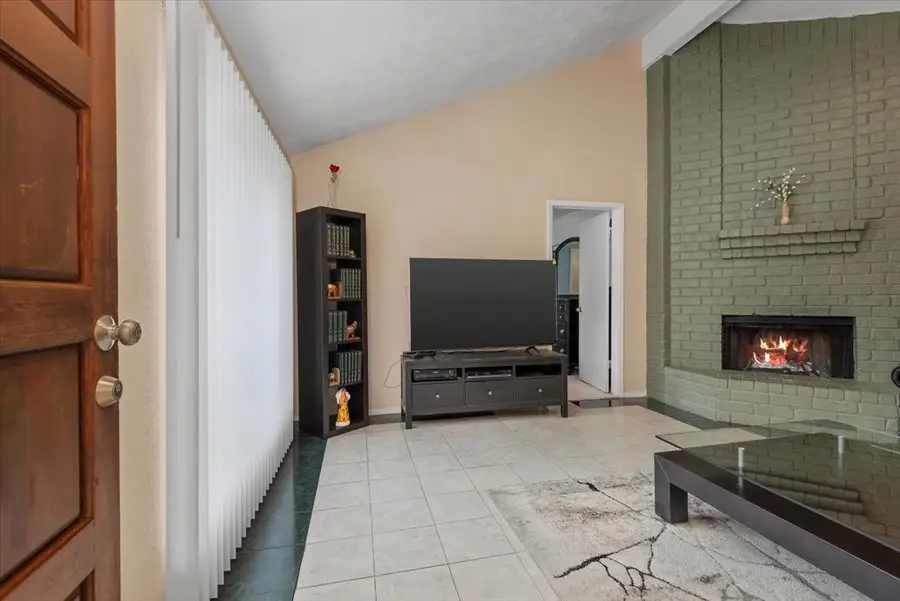 9522 Wellsworth Drive, Houston, TX 77083 - #3