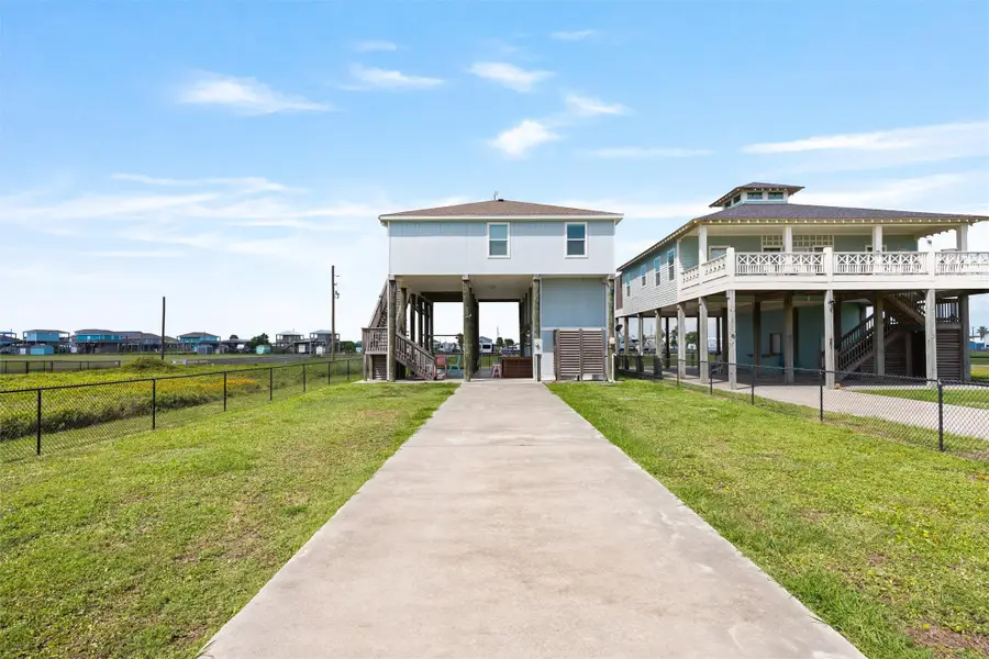 955 Townsend Drive, Crystal Beach, TX 77650 - #2