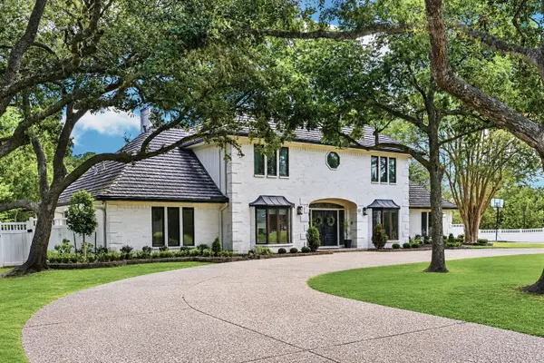 11 Haverford Lane, Friendswood, TX 77546