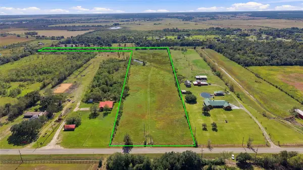 8403 Kidd Road, Beaumont, TX 77713