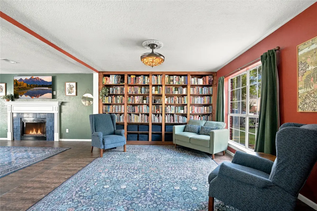 309 E Golden Arrow Circle, The Woodlands, TX 77381 - #1