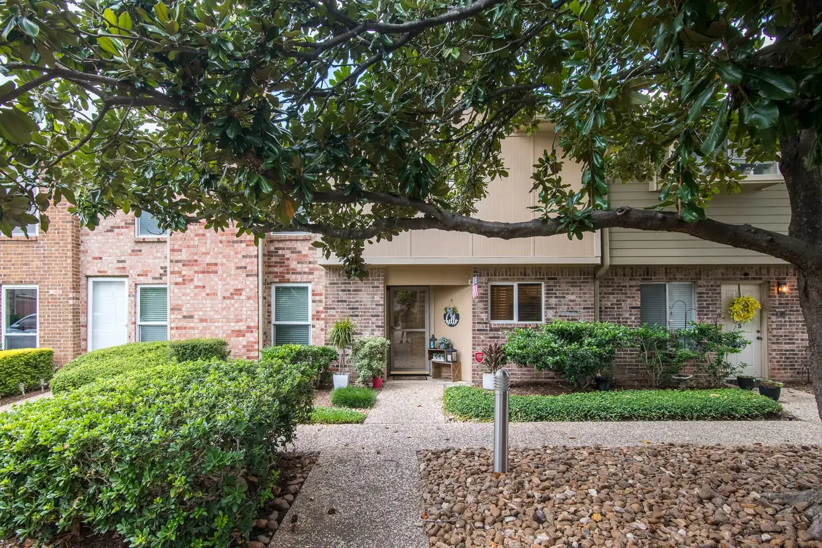 2503 Bering Drive #7, Houston, TX 77057 - Image #1