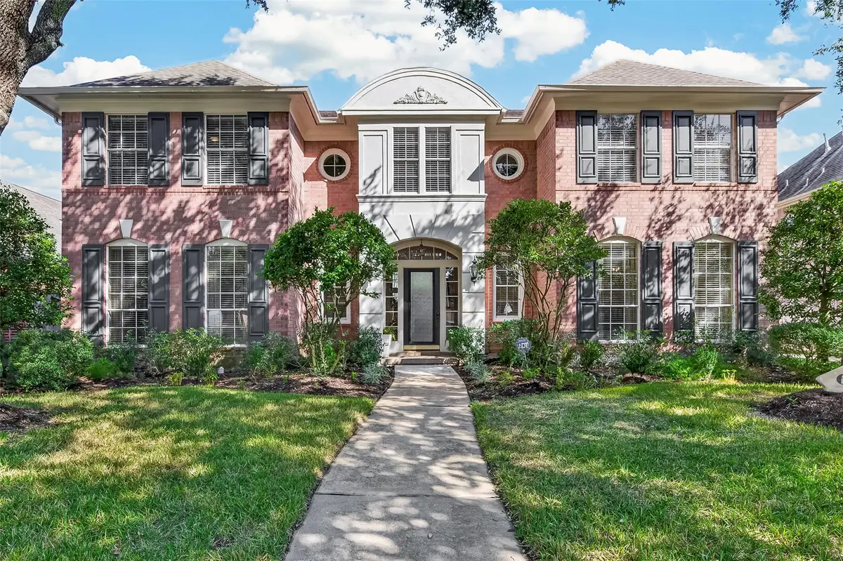 6411 Hidden Crest Way, Sugar Land, TX 77479 - #1