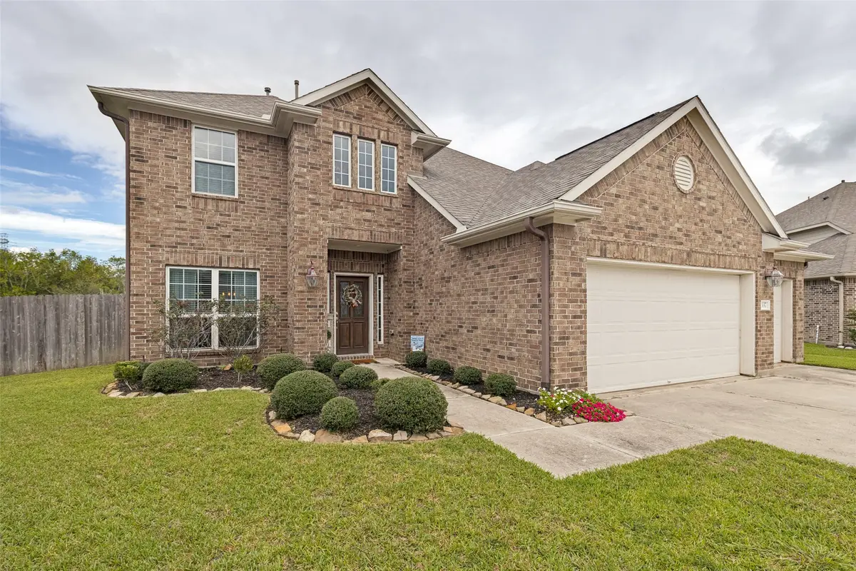 337 Burgundy Drive, Alvin, TX 77511 - #1