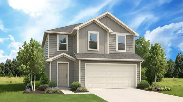 210 Texas Avenue, China, TX 77613