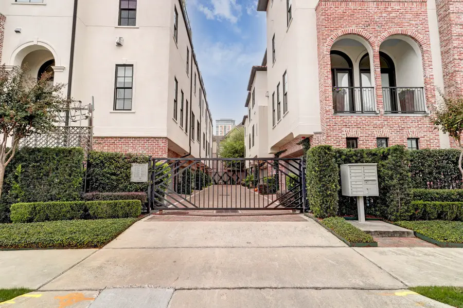 5218 Crawford Street, Houston, TX 77004 - Image #2