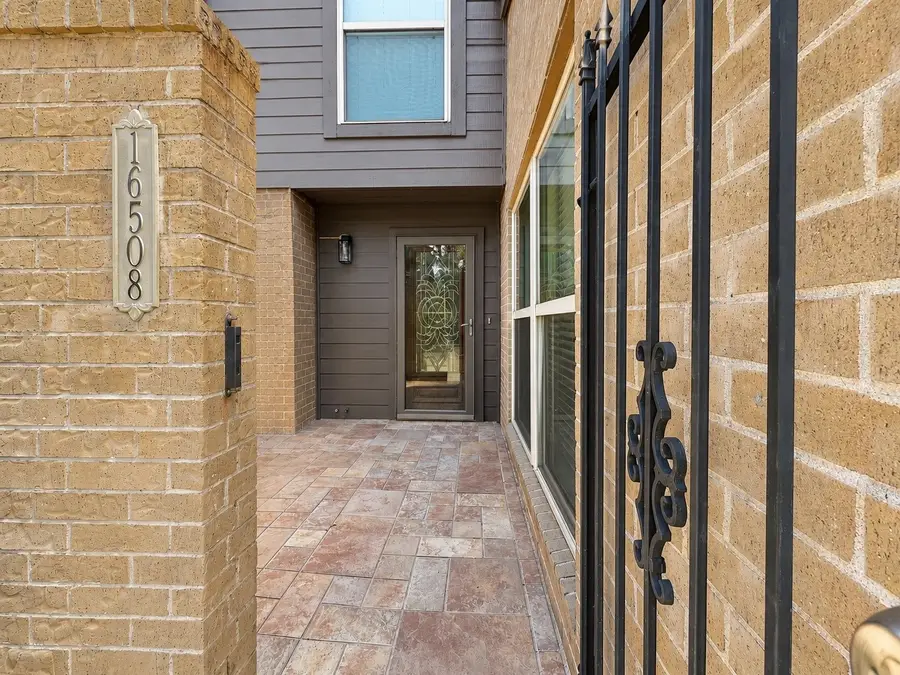 16508 Space Center Boulevard, Houston, TX 77058 - #2