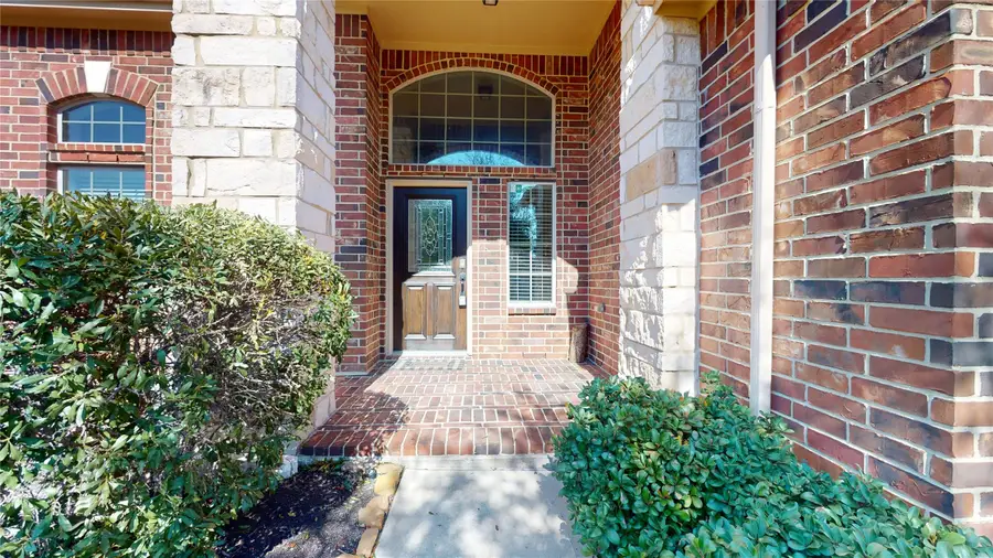 20254 Fossil Valley Lane, Cypress, TX 77433 - Image #2