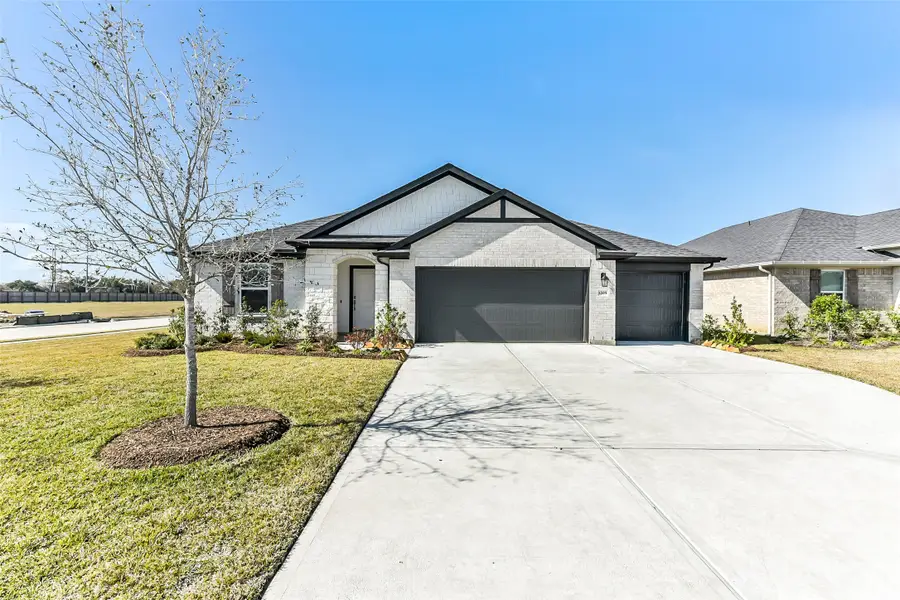 3205 21st Street N, Texas City, TX 77590 - Image #2