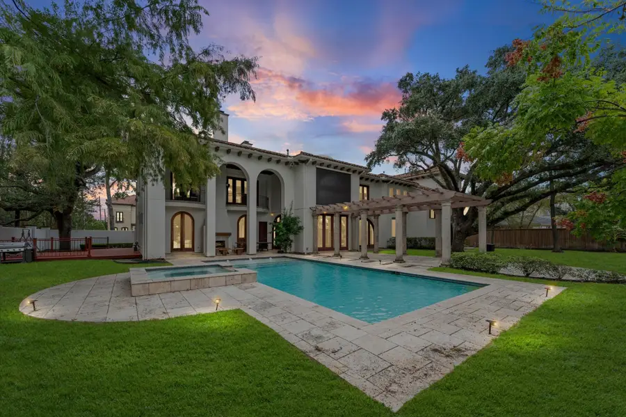 5135 Longmont Drive, Houston, TX 77056 - #3