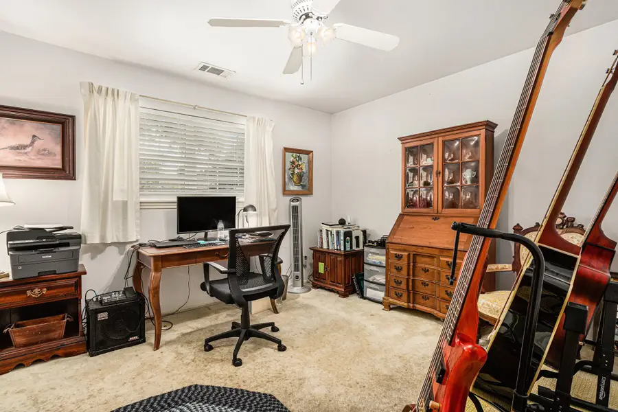 8019 Sharpview Drive, Houston, TX 77036 - Image #3