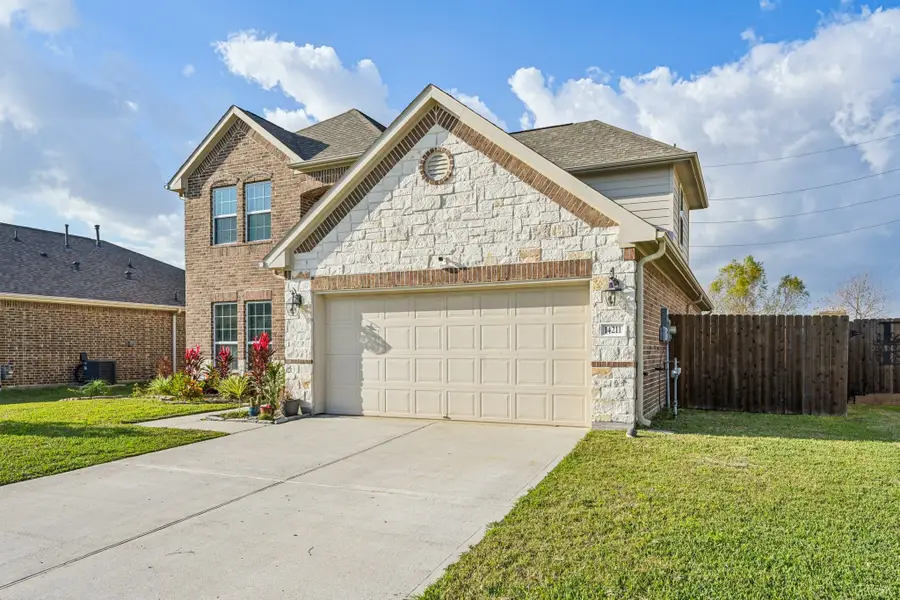 14211 Blanco Drive, Baytown, TX 77523 - Image #2