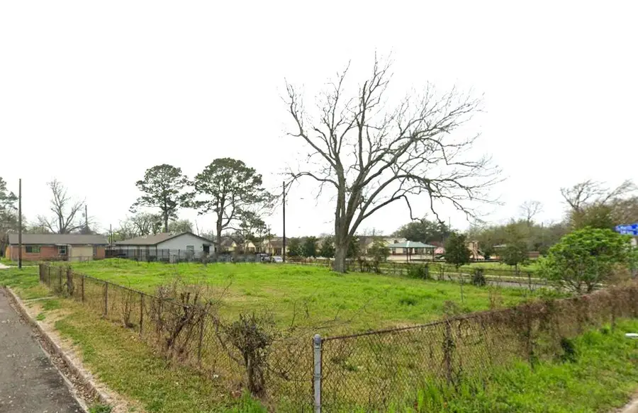1403 Edna Street, Baytown, TX 77520 - #2