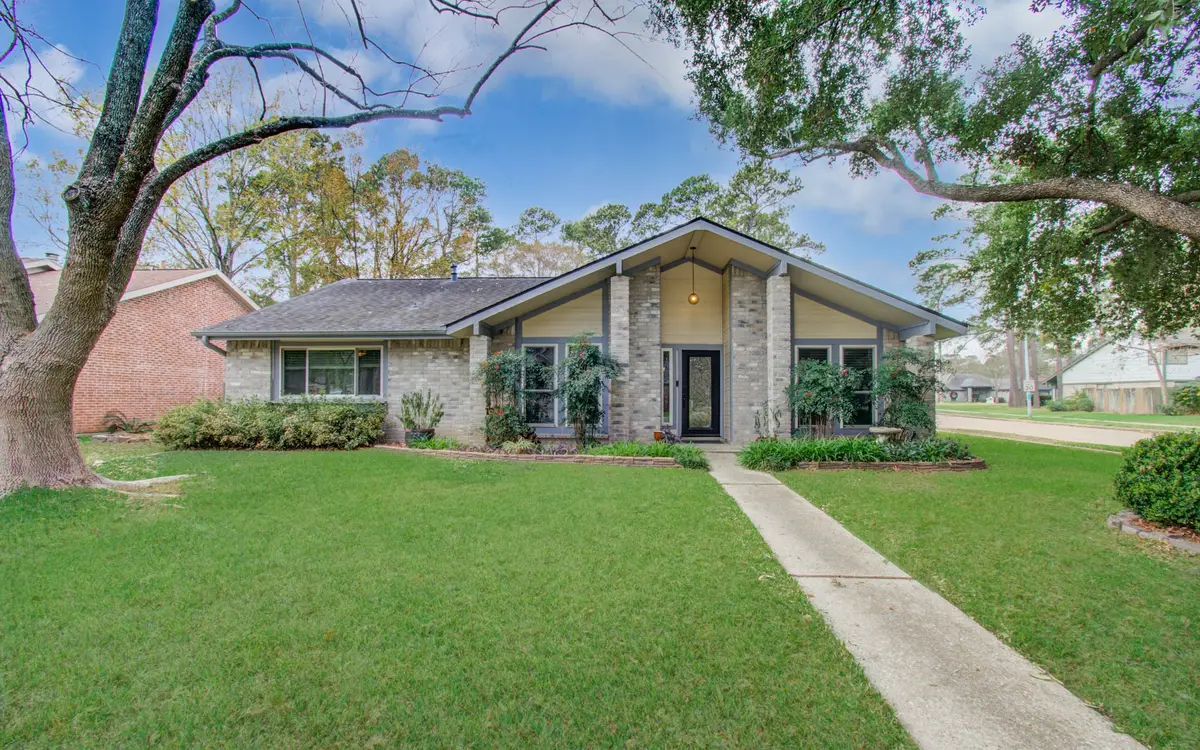 17655 Seven Pines Drive, Spring, TX 77379 - Image #1
