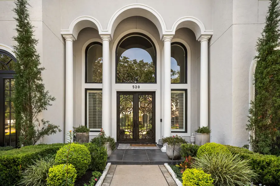 520 S 3rd Street, Bellaire, TX 77401 - #2