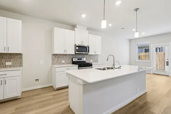 3225 Quiet Sunset Drive, Houston, TX 77080