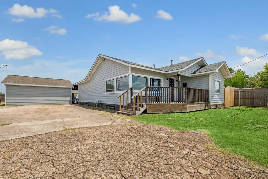 2106 Antoine Drive, Houston, TX 77055 - Image #2