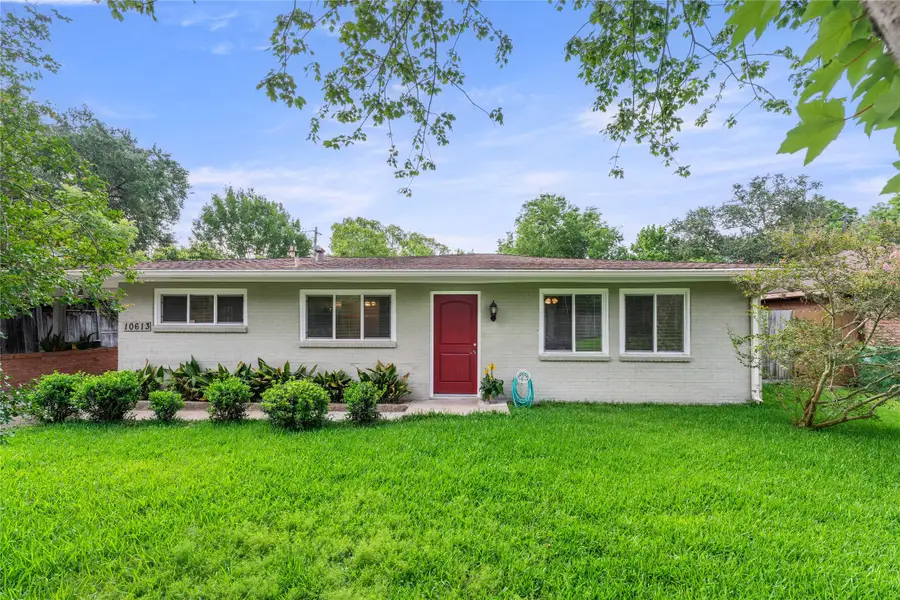 10613 Willowgrove Drive, Houston, TX 77035 - #2
