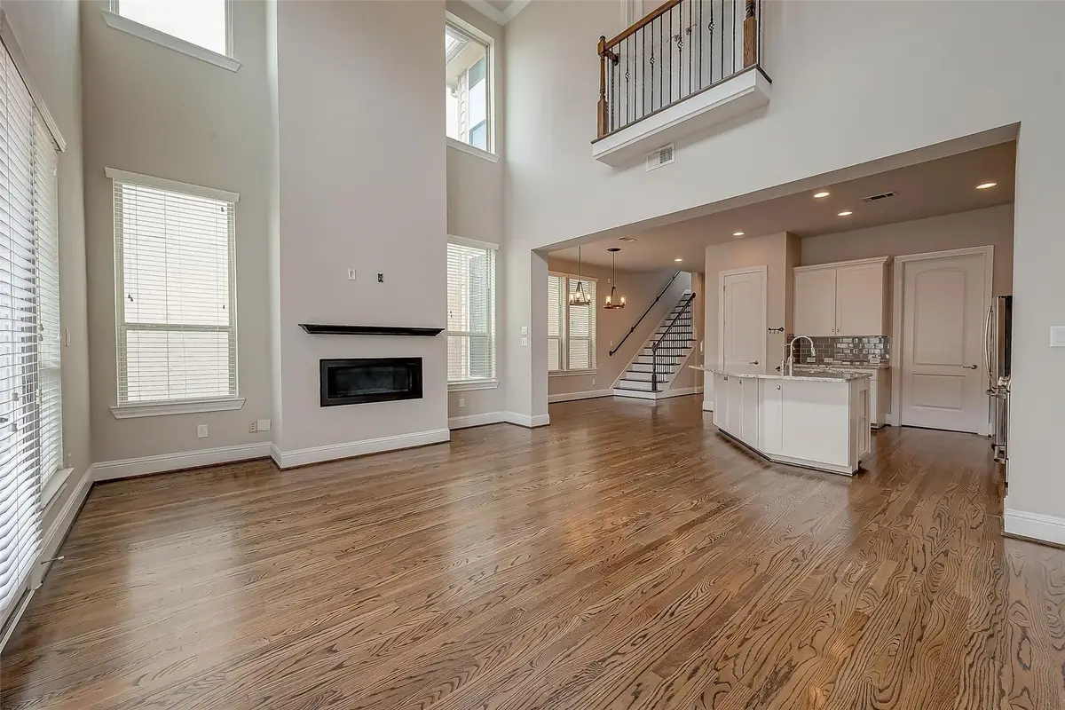 1219 Creekside Acres Court, Houston, TX 77008 - Image #1