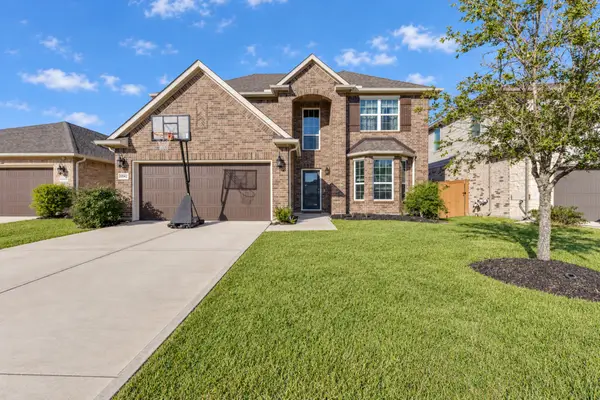 10842 Bodie Hills Drive, Rosharon, TX 77583